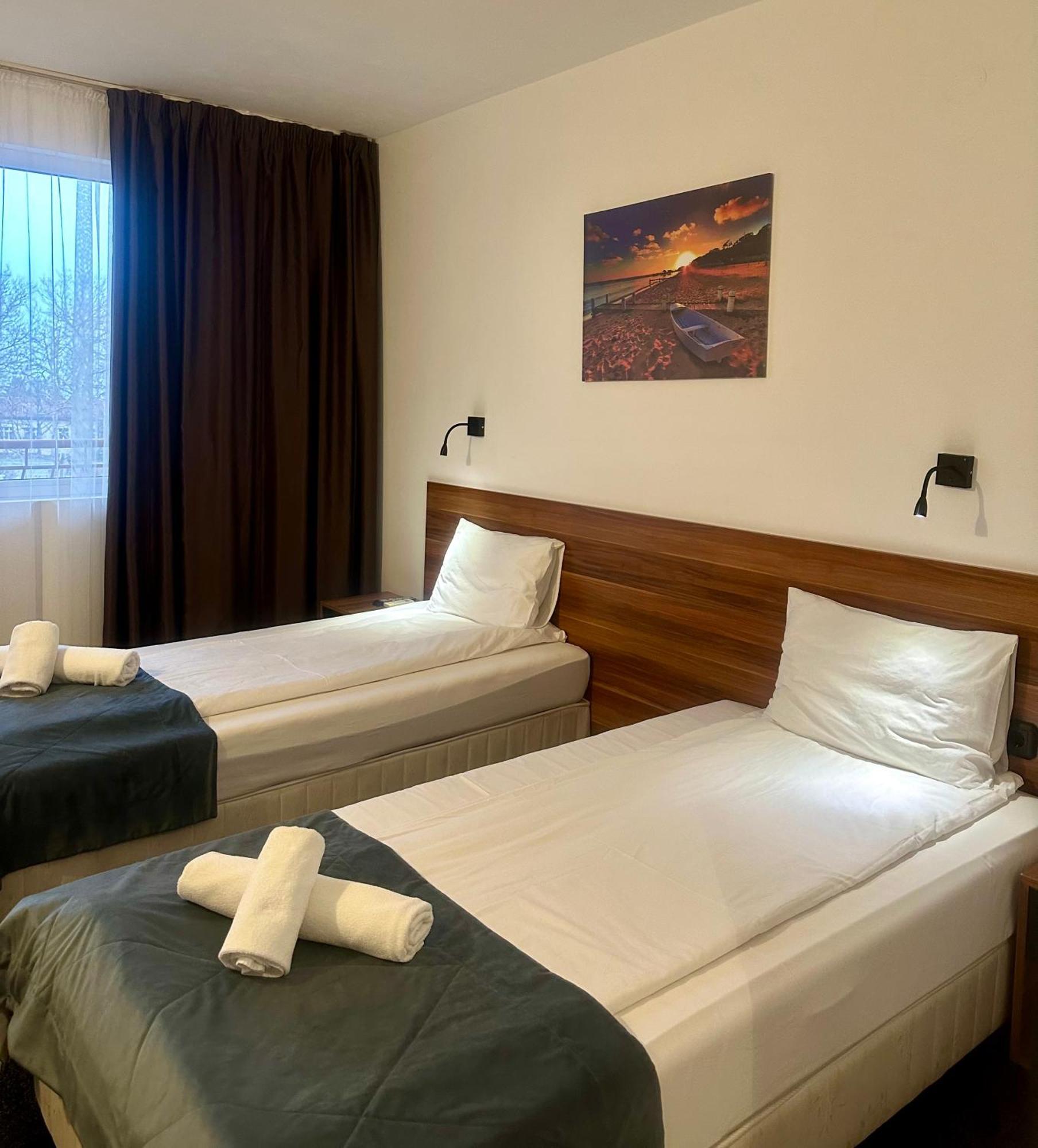 Brilliance Hotel Varna Eksteriør billede