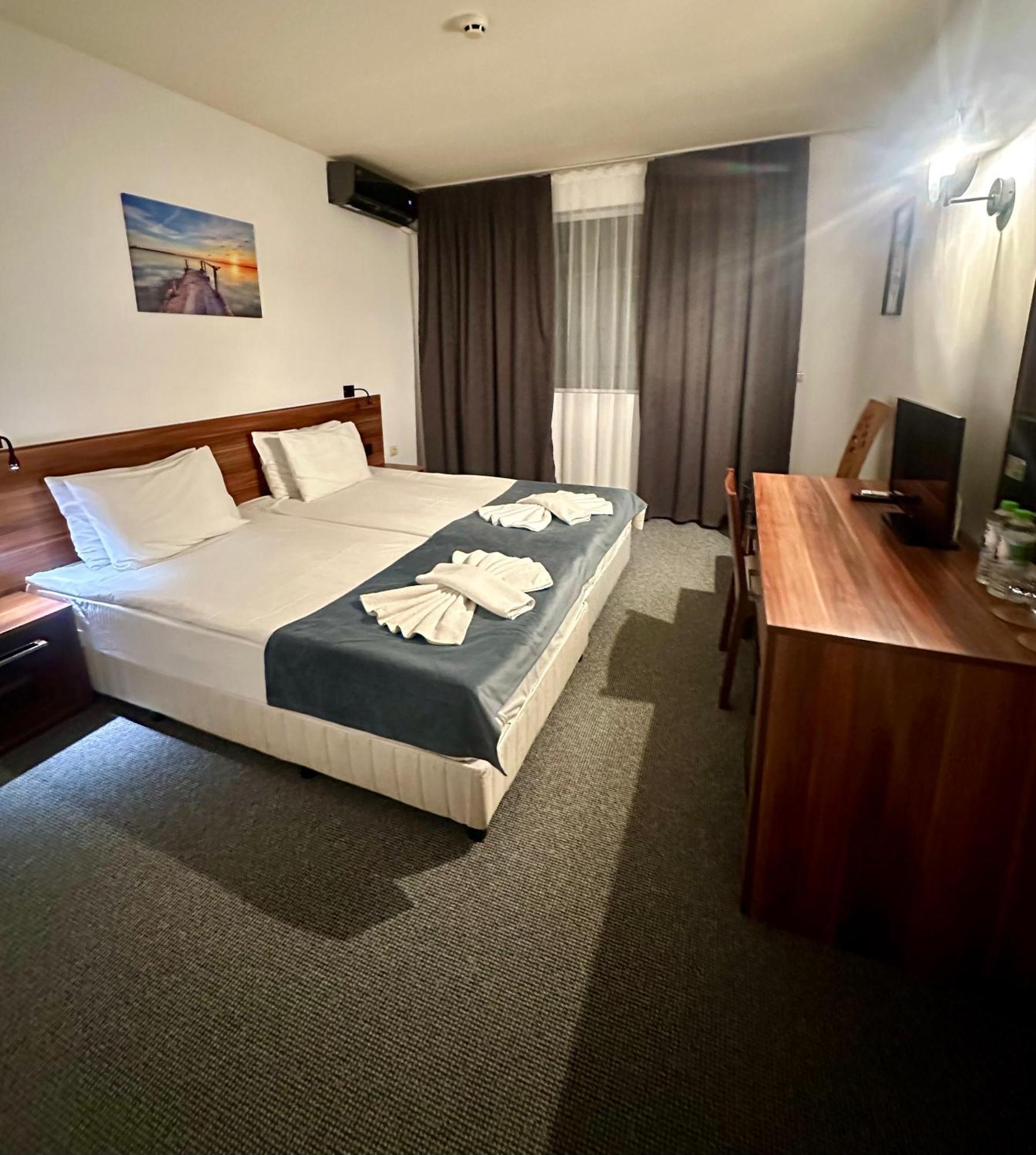 Brilliance Hotel Varna Eksteriør billede